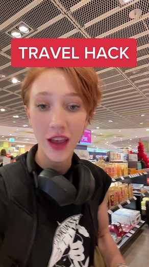 Top Travel Hacks Shared by Alice White