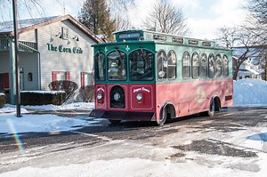 🚂The Train Show is NEXT WEEKEND! We have 150 vendor tables, 5 operating layouts, a FREE kids craft, and FREE trolley rides. We can't wait to see you all on February 21, starting at 9am! #essenhaus #trainshow #middlebury | Essenhaus