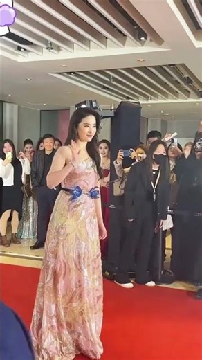 Liu Yifei's Divine Charm: The Fairy Sister's Enchanting Presence
