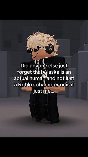 How to Become a Baddie on Roblox: Outfit Tips