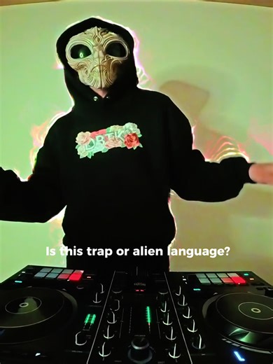 Broadcasting beats from outer space 👽🚀 #basslien #trap #dubstep Full Set : https://youtu.be/hhkvEpbHrbg?si=kp61XYLwBFvdhA6V