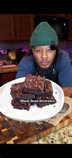Lets turn 1 can of black beans into the most amazing Brownies that are Gluten-Free, vegan, guilt free and high in protein! Recipe ⬇️: Ingredients: 1 15 oz can of black beans 1 flax egg (1 tbs flax meal 3 tbs water) 1/2 cup of unsalted almond butter 1/4 cup almond flour 1/4 cup cocoa powder 1/2 Cup maple syrup 1.5 tsp vanilla extract 1/4 tsp baking powder 1/4 tsp baking soda 3/4 Cup Dark vegan chocolate, roughly chopped 2-3 tbs vegan mini chocolate chips to sprinkle on top #veganbrownies #blackbe