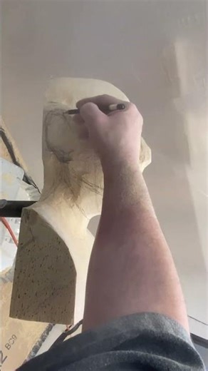 Roughing Out a Head Study: Marking out layout lines