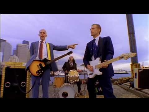 The Presidents of the United States of America - Lump (Version A) (Official HD Music Video)