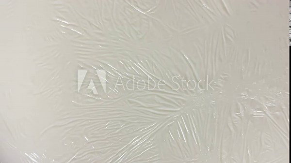 The silky, natural cream layer that forms on the surface of warm milk. Fresh, traditional, nutritious.