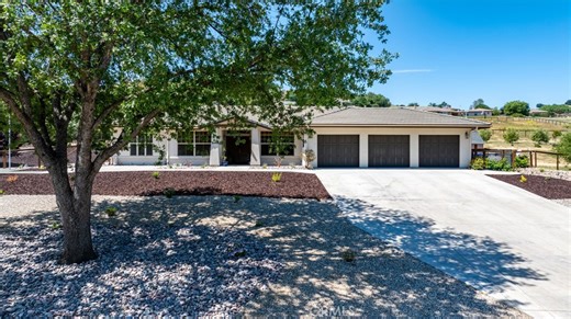 9947 Flyrod, Paso Robles, CA 93446 - MLS NS26093403 - Coldwell Banker