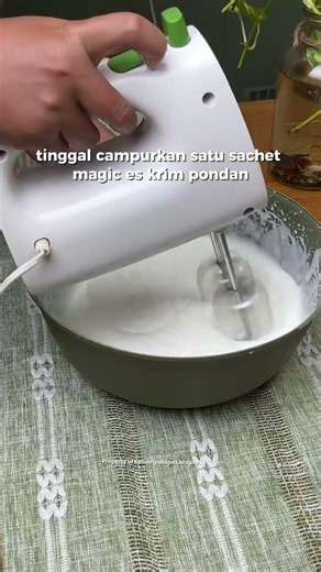 Ternyata bisa bikin es krim sendiri dirumah