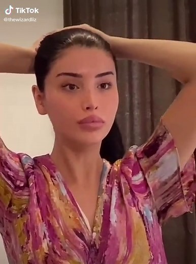 How to make a ponytail: