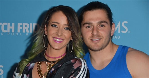 YouTuber Jenna Marbles' Husband Pepper Sprays Alleged Stalker at Family Home