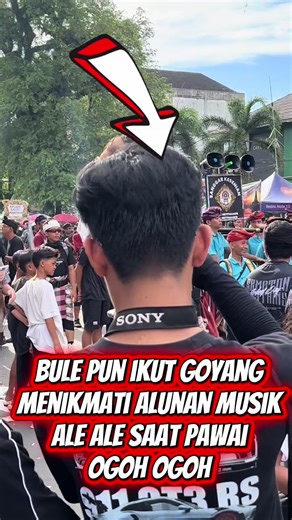 Musik Ale Ale Meramaikan Pawai Ogoh-Ogoh Bali