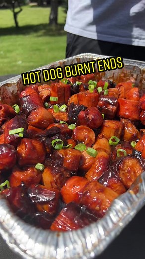 Hot dog burnt ends 🥓😮‍💨 #hotdog #cookout #recipe #tiktokpartner #tiktoktaughtme
