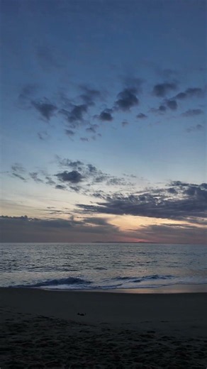 Seal Beach After Sunset 🌊 | Calm Waves & Blue Sky Evening in California
