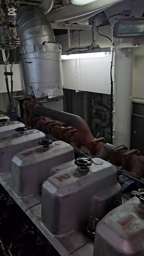 46K views · 732 reactions | First start of the engine after overhaul #marineengineer #marinediesel #machine #overhauling #ship | Marine engine lab | Facebook