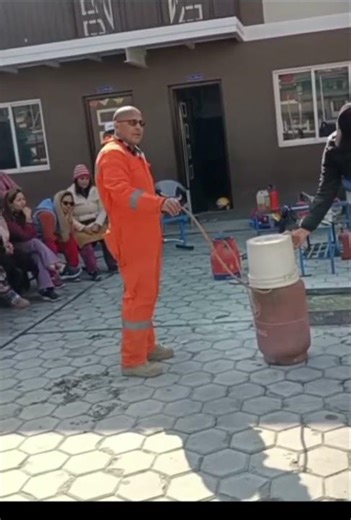 Fire Safety 101GasFire#firesafety #gaslighting #gasolina #ytshorts #youtubevideo