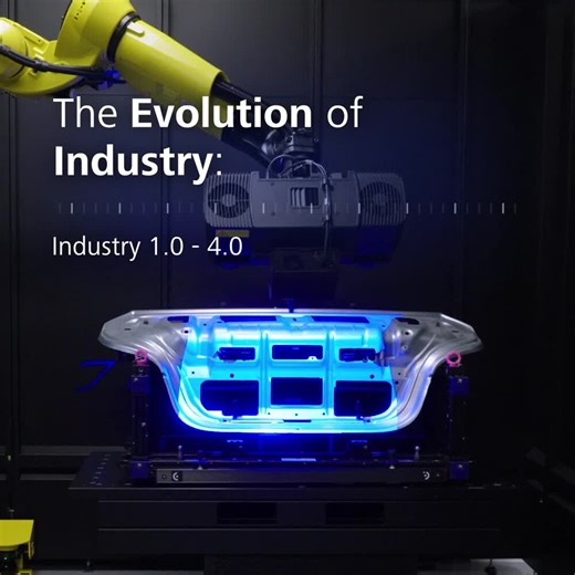 Everyone is talking about Industry 4.0. Let's take a look at how it has developed and how ZEISS is shaping the future at the forefront of technological progress. 💧 It all started with the 1st industrial revolution, when machines powered by water and steam began to support factory work. It is the origin of industrialisation. 💡 The 2nd industrial revolution brought electricity into the mix. 💾 The 3rd Revolution got even smarter: the use of computers to program manufacturing machines and to crea