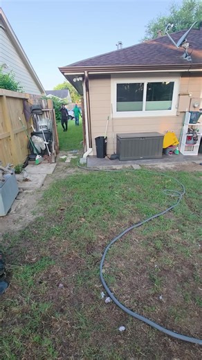 This Modern Paver Setup Is Worth It in The End—What Do You Think? #landscaping #hardscaping #pavers #backyardgoals #outdoorliving #gardeninspo #paverpatio #patioideas #yardtransformation #curbappeal #landscapedesign #beforeandafter #transformationtuesday #gardenmakeover #homeimprovement #hardscapedesign #concretepavers #gravelpath #outdoorstyle #fypシ