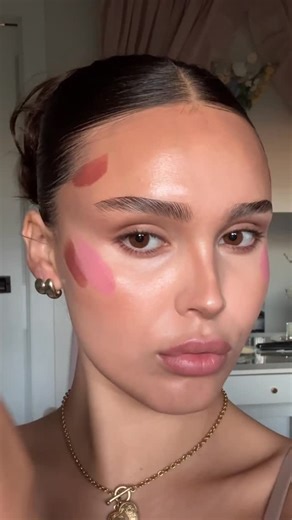 Ｋ ! Ａ Ｎ Ａ on Instagram: "LDR🍒 Comment GLOW to get a list of all the products and shades I used here xoxo #makeuproutine #glowymakeup #makeup https://liketk.it/5Gw7i"