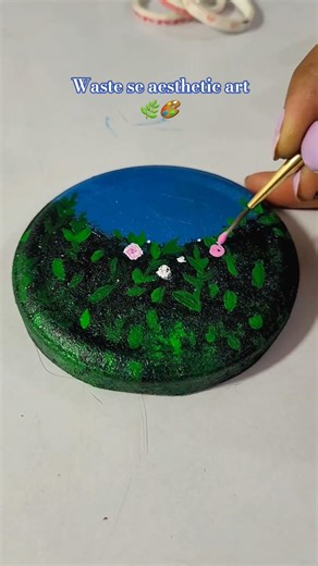 Who knew a simple lid could look this aesthetic 😍🌙 #art #diy #aesthetic #homedecor #youtubeshorts