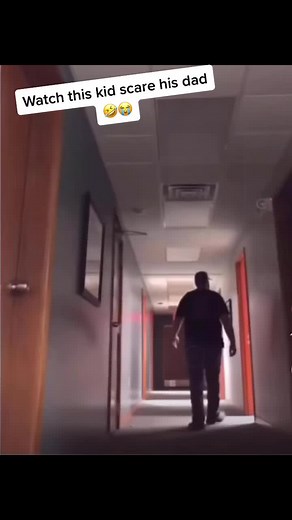 Kid Scares Dad in Hallway | Hilarious Prank Video