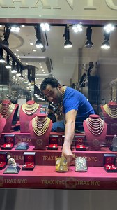 2.9M views · 36K reactions | INVESTMENT PURPOSES ONLY! Heaviest Gold Rolex ever made. 30 days to see it in our window and it will be destroyed. 64 West 47th street, 212-TRAXNYC, or custom@traxnyc.com for your projects. #traxnyc #gold #watches | Trax NYC Custom Jewelry | Facebook