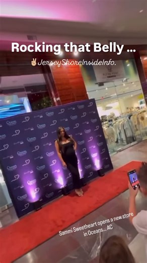 Sammi Rocking 🍼 that Baby 👼🏻 Bump … in her NEW store 🏬 in @oceanplaceresort in AC … | Jersey Shore Inside Info.