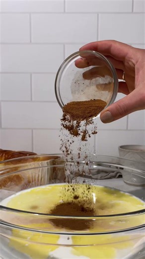 Easy Cinnamon Bread Pudding Recipe 🍞