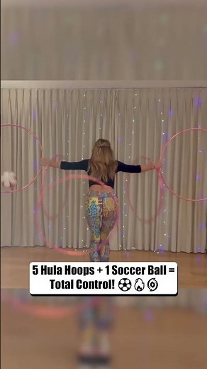 5 Hula Hoops + a Soccer Ball?! This Performer Doesn’t Miss a Beat!