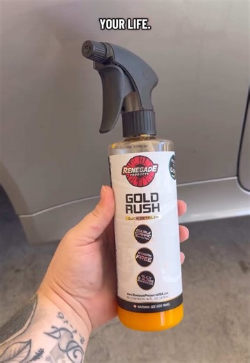 Gold Rush Quick Detailer is a double-ceramic quick detailer designed to remove fingerprints, smudges, and light dust while simultaneously adding gloss and protection to the exterior surfaces of your vehicle. As a quick detailer and waterless wash, Gold Rush is perfect for paint, glass, and chrome. With just a few sprays, Gold Rush Quick Detailer will make your car look like you spent hours cleaning it. It's perfect for use between full car washes. Gold Rush Quick Detailer is engineered for safe,