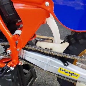 112K views · 3.2K reactions | Sound of Perfection: Full Works 1984 RC250 by David Bailey! | Motocross Qc | Facebook