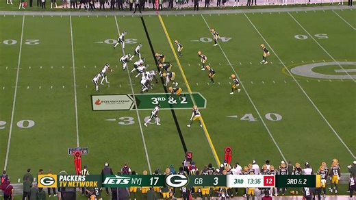 Adrian Martinez finds Arian Smith downfield for 13-yard gain