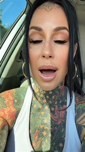 Embracing Life as a Single Woman Over 50