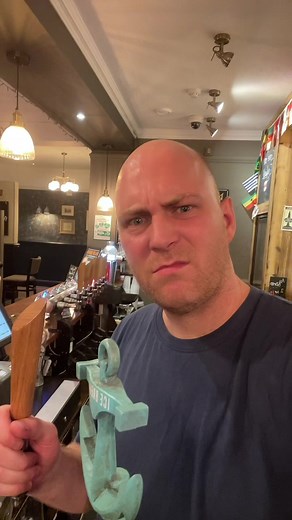 #stitch with @Justin #pubmanager #publife #britishpubs #generalmanager #pubs #beer #thepubman #greeneking #moulshaminn #pubrules