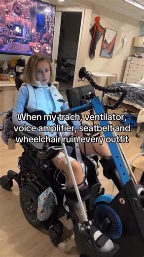 does it even matter what I wear #Disability #Paralyzed #SpinalCordInjury | Rebecca Koltun