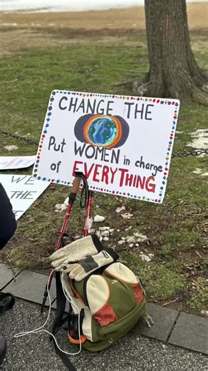 God placed the man in charge. Why is the world against a patriarchal society? Who should run the world, men or women? Men versus women Mars versus Venus, who created this conflict and who benefits from it the most? #men #versus #woman #bible #god