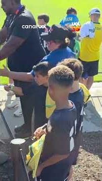 1º treino da seleção tem novidade no meio, community day e 'barrados no baile'