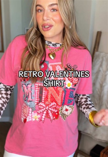 I’ll take one in every color🙌🏼😍🩷❤️🎀 these valentines graphics tees are so dang cute!!! #graphictee #valentinestee #valentinesdayoutfit #comfortcolorstee #valentinesshirt @Cutting Creative Apparel