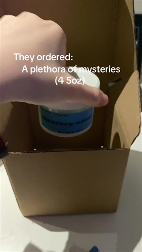 Both slimes AND supplies are available right now at octopislimes.com (link in bio) if you fancy getting them before they’re gone (28th feb) #slime #slimeshop #orders #orderpacking #mysteryslime