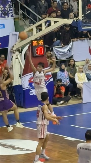 Tembakan Mustahil SMAN 9 Masuk di Detik Akhir Final DBL