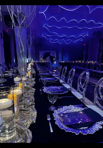 Same space. New energy! Transformed the space. Elevated the experience. #luxe #bvi #fy #eventplanner #eventdesigner