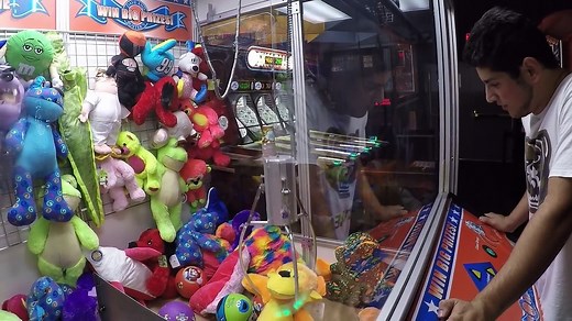 How To Win THE BIG ONE Claw Machine! | Arcade Hacks |