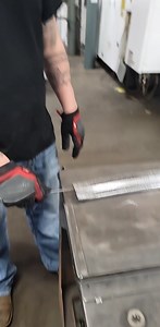 24M views · 8.5K reactions | #WeirdWedneday Via u/wynn911 Who'd have thought sinusoidal blank keys could be so interesting to watch? If you thought this was cool, we have even cooler stuff you can learn for free: bit.ly/3I9kPTb | Vanishing Inc. Magic | Facebook