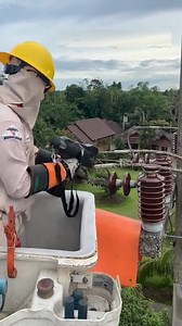 5.1M views · 6.1K reactions | Cable connection to 33000 volt distribution system without disconnection of power | Ms. Zukai | Facebook