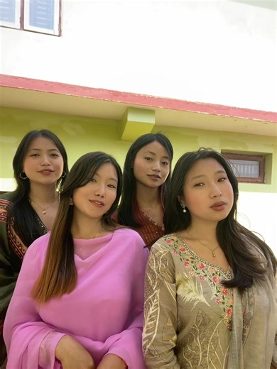 3 are single 😀 1 is mingle😄😂@Salina chamling @smita Chamling Rai @निru💙.