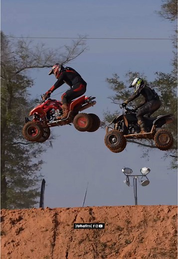 👋🏻♦️ *DISCLAIMER these actions are done by a professional, nobody was harmed in the making of this TikTok* #fourwheeel #nothingbeatsred #TomEbdon70 #thethrillofracing #atvmotocross #AMAMX #fourwheelers #racing #motorcross #motorcrossracing 🎥 Rip It Up Films • • @baldwin_motors @jbatvracing @pepperformancetuning @sunstar_ea @csttiresusa @dwtracing @dwperformance @deckertrainingfacility @rathracing @engineice @fourwerx @bel_raycompany @spyoptic @diggingdeepatvmxpodcast @wild.west.digital.works