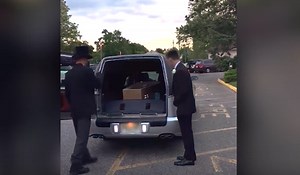 Girl shows up to her prom inside a coffin