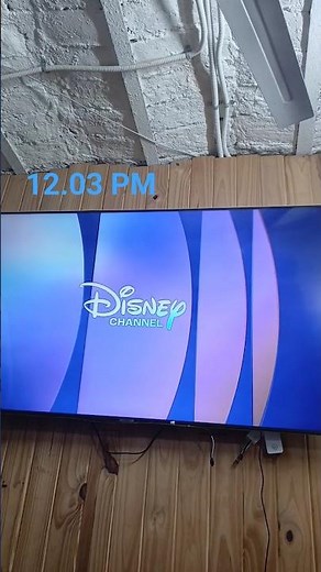 (15 Años) Una Película Disney Channel (2010) (de "Startrucks Mi Novio Es Una Super Estrella")
