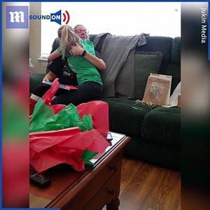 This girl gave her stepmom the most amazing Christmas gift ❤️🎁🎄 | Daily Mail Video