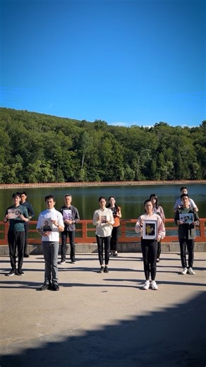 We don’t often share our personal stories—but today is a day history cannot forget. On July 20, 1999, the Chinese Communist regime launched a brutal campaign to wipe out Falun Gong—a peaceful practice that brought us and millions around the world health, joy, and inner strength. Overnight, it was vilified. Our loved ones were forced into labor camps and tortured for refusing to abandon their faith. It’s been 26 years. But our belief remains unwavering. Through our art, we continue to share light