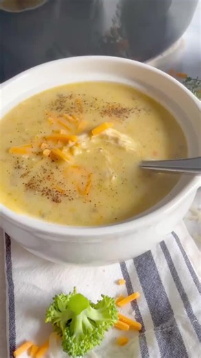 Crockpot Chicken Broccoli Soup - Cheesy Slow Cooker Recipe