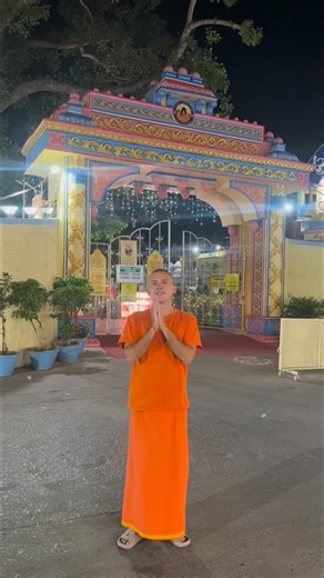 Yannis❤️ on Instagram: "Puttaparthi live❤️🇮🇳 come all to Puttaparthi Sathya Sai baba Ashram"